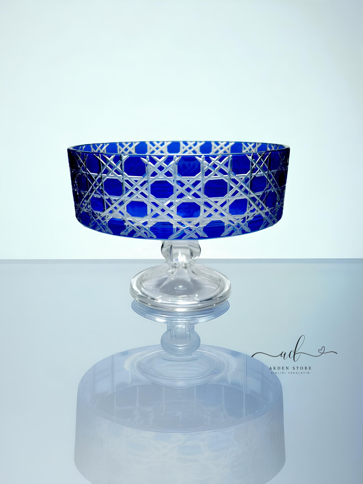 Velin Series Sandra Kase